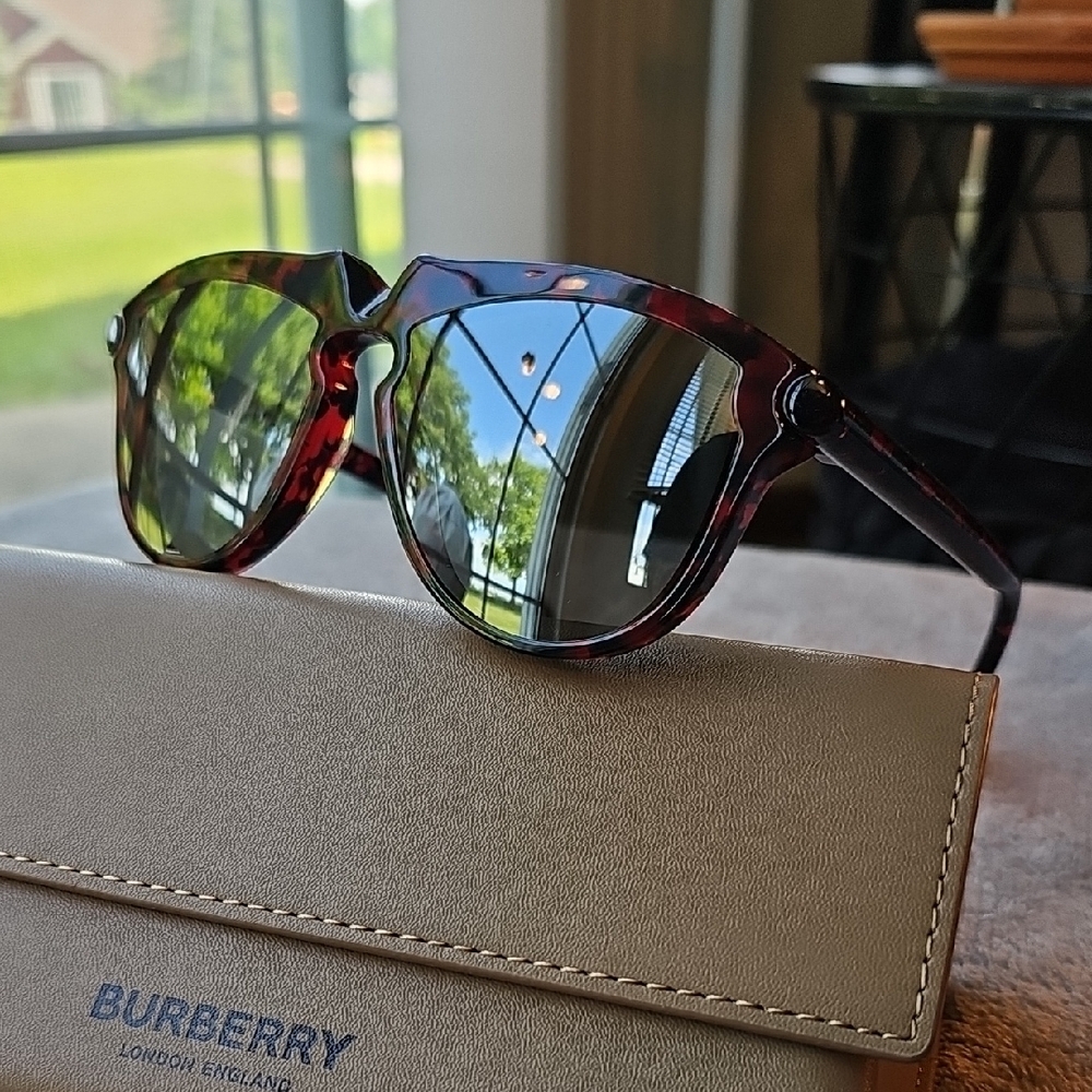 Burberry Dark Red Sunglasses